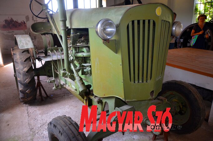Az első jugoszláv traktor 1951-ből (Dávid Csilla felvétele)