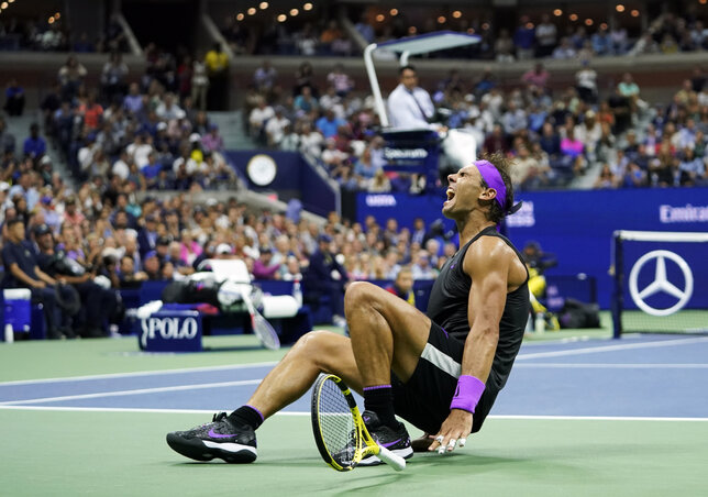 Nadal elfáradt a maratoni ütközetben (Fotó: Beta/AP)