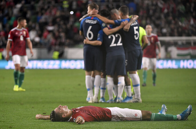 Padlón a magyar válogatott (Fotó: MTI)
