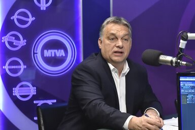 Orbán Viktor a Kossuth rádióban (Fotó: MTI)