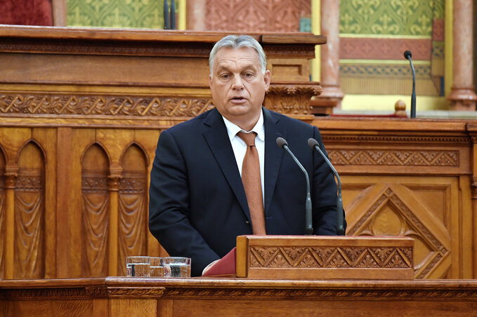 Orbán Viktor magyar miniszterelnök beszédet mond a Keresztény Értelmiségiek Szövetségének (KÉSZ) XII. kongresszusán (Fotó: MTI/Koszticsák Szilárd)