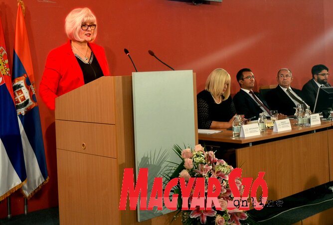 A költségvetési adatokat Smiljka Jovanović pénzügyi titkár ismertette (Fotó: Dávid Csilla)
