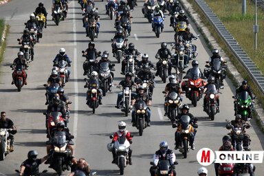 Szombaton a Mišelukról indul a hagyományos, motoros felvonulás (Ótos András felvétele)
