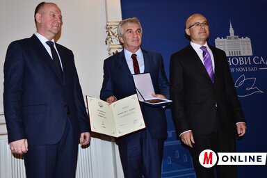 Az idén kilenc név szerepel aa Októberi Díj jelöltjeinek listáján. Tavalyelőtt a Dnevnik napilapot tüntette ki az önkormányzat (Fotó: Dávid Csilla)