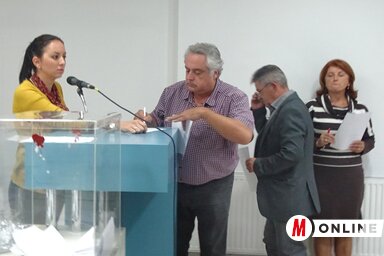 Szavaznak a képviselők az oktatási felelős leváltásáról (Góbor Béla felvétele)