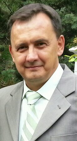 Dr. Lázár Aladár