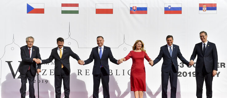 Miloš Zeman, Áder János, Andrzej Duda, Zuzana Čaputová, Borut Pahor és Aleksandar Vučić (Fotó: AP/Beta)