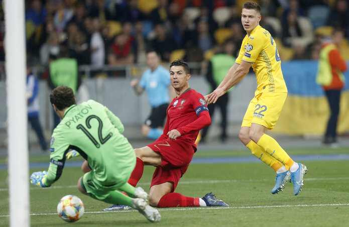Ronaldo pályafutásának 700. gólja nem segített a portugálokon (Fotó: Beta/AP)
