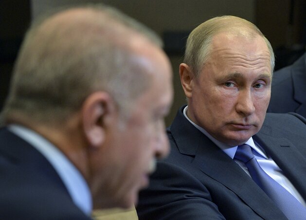 Putyin és Erdoğan azidén már nyolcadik alkalommal ült tárgyalóasztalhoz (Fotó: AP via Beta)
