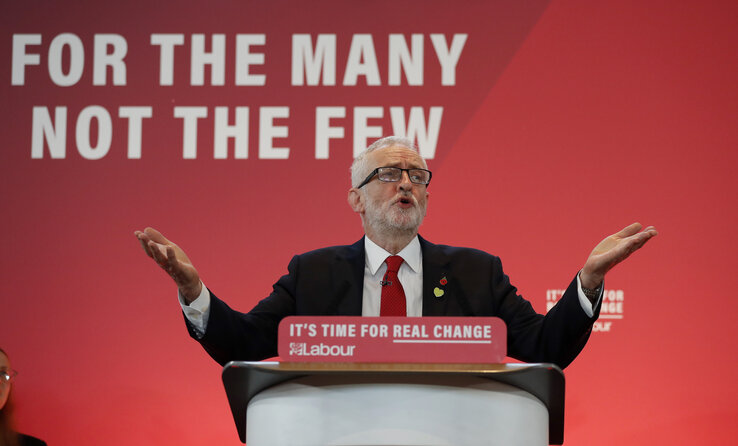 Jeremy Corbyn: Ha a párt a december 12-ei parlamenti választáson kormányra kerül, fél éven belül rendezi a Brexitet (Fotó: AP via Beta) Jeremy Corbyn: Ha a párt a december 12-ei parlamenti választáson kormányra kerül, fél éven belül rendezi a Brexitet (Fotó: AP via Beta)