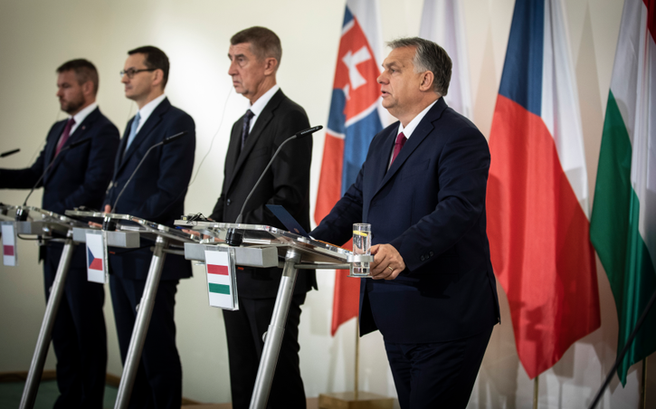 A visegrádi országok miniszterelnökeinek közös sajtótájékoztatója (Fotó: MTI) A visegrádi országok miniszterelnökeinek közös sajtótájékoztatója (Fotó: MTI)