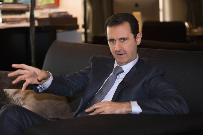 Bassár el-Aszad: A terrorizmus rákos daganat, amelynek nem lehet csak egy részét kioperálni, hanem az egészet el kell távolítani. A nyugati hadműveletek azonban csak e daganat egy részét hasítják le, és ezzel felgyorsítják terjedését (Fotó: MTI/AFP/Reuters)