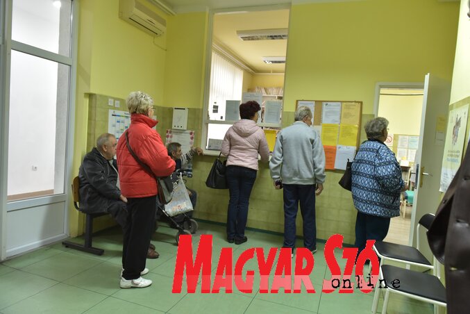 Ha valaki nem tartozik a kedvezményezett kategóriába, nem kaphat állami intézményben védőoltást(Gergely Árpád felvétele) Ha valaki nem tartozik a kedvezményezett kategóriába, nem kaphat állami intézményben védőoltást(Gergely Árpád felvétele)