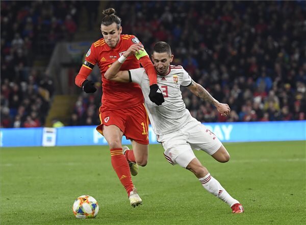 Gareth Bale-t nem tudta megállítani a magyar védelem (Fotó: MTI)