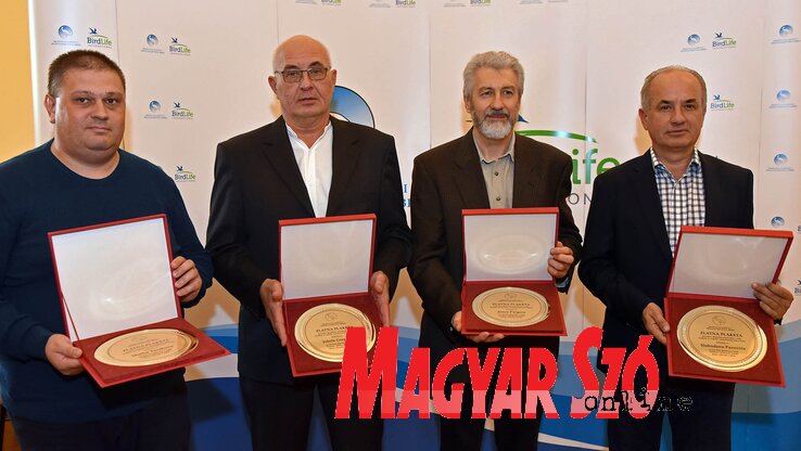 Aranyplakettet kaptak: Marko Tucakov, Gergely József, Purger Jenő és Slobodan Puzović (Fotó: Ótos András) Aranyplakettet kaptak: Marko Tucakov, Gergely József, Purger Jenő és Slobodan Puzović (Fotó: Ótos András)