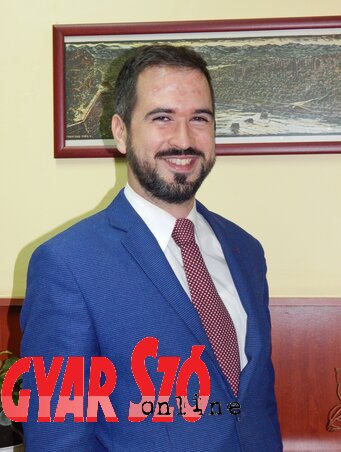 Botka Csba (Fotó: Ádám Jennifer) Botka Csba (Fotó: Ádám Jennifer)