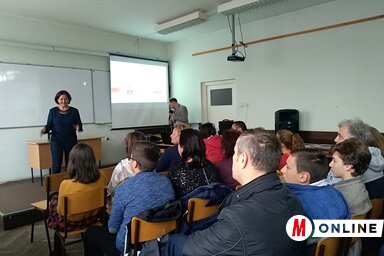 Az intézmény nyílt napja iránt idén is igen nagy volt az érdeklődés a fiatalok körében (Wolf Janka felvétele)