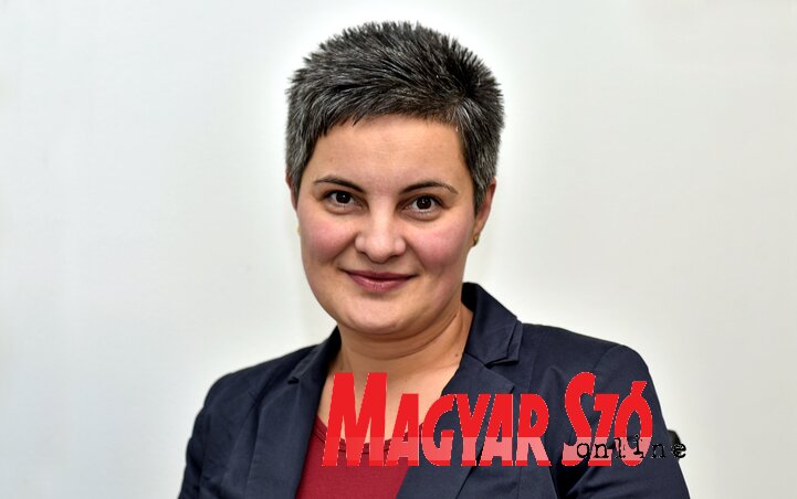 Csikós Krisztina Csikós Krisztina
