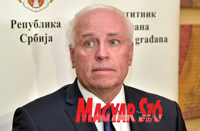 Az MNT szempontjából a legkomolyabb problémákat a hivatalos nyelv- és íráshasználat területén véljük felfedezni – fogalmazott Hajnal Jenő(Gergely Árpád felvétele)