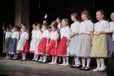 Luca-napi jókívánságokat kántáltak a gyerekek (Tóth Roland felvétele)