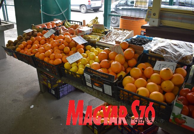 Narancs és mandarin a Tejpiacon (Fotó: Patyi Szilárd)