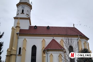 Megvalósult a külső festés egy része, valamint a harangokat is sikerült felújíttatni