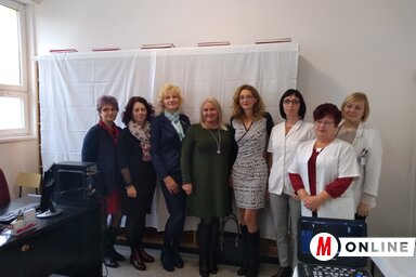 A megnyitón a Nemzetközi Soroptimist Klub tagjai és az egészségház dolgozói is jelen voltak (Jenei Klementina felvétele)