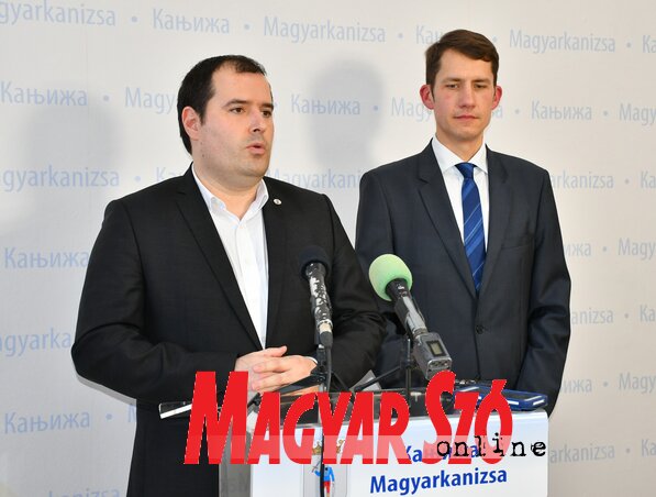 Fejsztámer Róbert és Pásztor Bálint a sajtótájékoztatón (Puskás Károly felvétele) Fejsztámer Róbert és Pásztor Bálint a sajtótájékoztatón (Puskás Károly felvétele)
