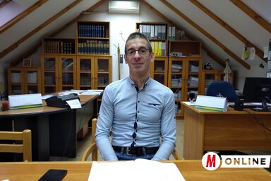 Bús Csaba könyvtárigazgató (Jenei Klementina felvétele)