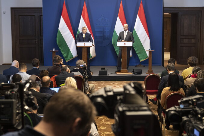 Rendhagyó módon Orbán Viktor tartotta a Kormányinfót (Fotó: MTI)