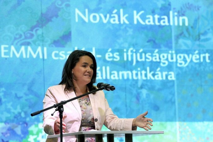 Novák Katalin államtitkár szerint a Fidesz „a magyar emberek többségének akaratát képviseli” (Fotó: MTI)