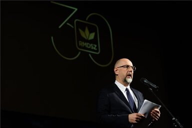 Kelemen Hunor, az RMDSZ elnöke az ünnepségen mondott beszéde közben (Fotó: MTI/Kiss Gábor)