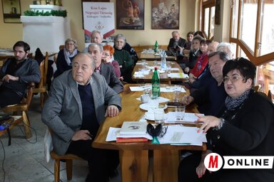 A néprajzi társaság közgyűlése (Lakatos János felvétele)