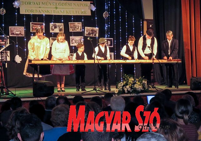 Ezúttal is színvonalas műsort láthatott a közönség (Kecskés István felvétele)