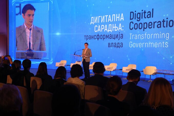 Ana Brnabić: Az idén az egészségügy, az oktatás és a szociális kártyák digitalizálása, valamint az internethez szükséges infrastruktúra kiépítése kerül a központba (Fotó: Beta) Ana Brnabić: Az idén az egészségügy, az oktatás és a szociális kártyák digitalizálása, valamint az internethez szükséges infrastruktúra kiépítése kerül a központba (Fotó: Beta)