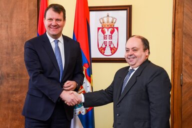 Igor Mirović és Sayf-Allah Rejeb (Fotó: vojvodina.gov.rs)