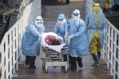 Több mint 64 ezer ember betegedett meg világszerte (Fotó: Infostart / MTI)