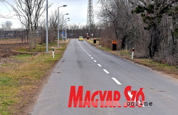 A határátkelő adta lehetőségeket még nem használták ki kellő mértékben (Fotó: Gergely Árpád) A határátkelő adta lehetőségeket még nem használták ki kellő mértékben (Fotó: Gergely Árpád)