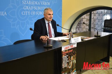 Aleksandar Toković a sajtótájékoztatón (Fotó: Patyi Szilárd)
