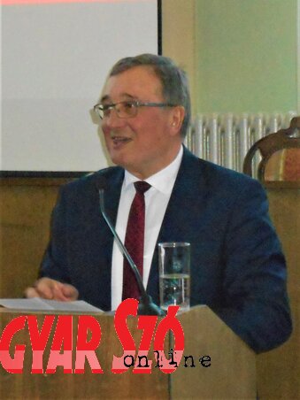 Nyilas Mihály, a Vajdasági Magyar Jogász Egylet elnöke (Fotó: Gruik Zsuzsa) Nyilas Mihály, a Vajdasági Magyar Jogász Egylet elnöke (Fotó: Gruik Zsuzsa)