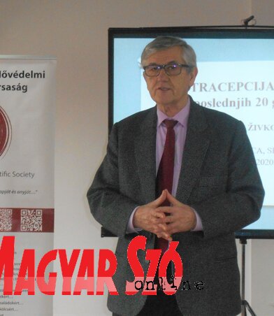 A konferencia dr. Bártfai György előadásával kezdődött (Fotó: Gruik Zsuzsa)