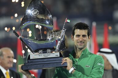 Novak Đoković 79. serlegét emelhette a magasba (Fotó: Beta/AP)
