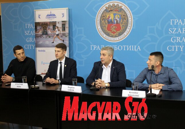 Žikica Savin, Pásztor Bálint, Bogdan Laban és Kristifor Bogdanić (Fotó: Benedek Miklós) Žikica Savin, Pásztor Bálint, Bogdan Laban és Kristifor Bogdanić (Fotó: Benedek Miklós)
