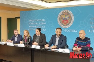Dr. Námesztovszki Zsolt, Búzás Brigitta, Nataša Aleksić, dr. Zlatko Čović és dr. Fürstner Igor (Fotó: Szalma Brigitta)