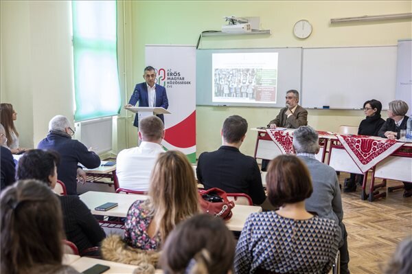 Potápi Árpád János temesvári sajtótájékoztatója (Fotó: MTI)