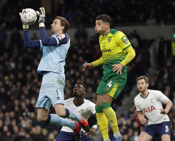 Krul túljárt a Tottenham-játékosok eszén (Fotó: Beta/AP) Krul túljárt a Tottenham-játékosok eszén (Fotó: Beta/AP)