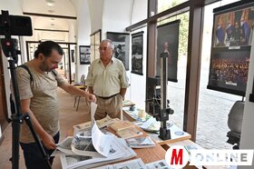 A romániai, partiumi, nagyváradi Mezey Lajos Galériában megnyílt napilapunk fotóriporterének, Ótos Andrásnak a kiállítása. 