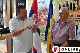 A romániai, partiumi, nagyváradi Mezey Lajos Galériában megnyílt napilapunk fotóriporterének, Ótos Andrásnak a kiállítása. 