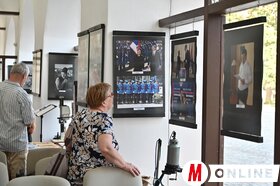 A romániai, partiumi, nagyváradi Mezey Lajos Galériában megnyílt napilapunk fotóriporterének, Ótos Andrásnak a kiállítása. 