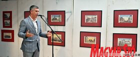 Újvidék fejlődésének bemutatása képeslapokon keresztül (Ótos András felvétele)